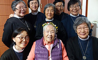 Group photo with Korean Diaconia sisters