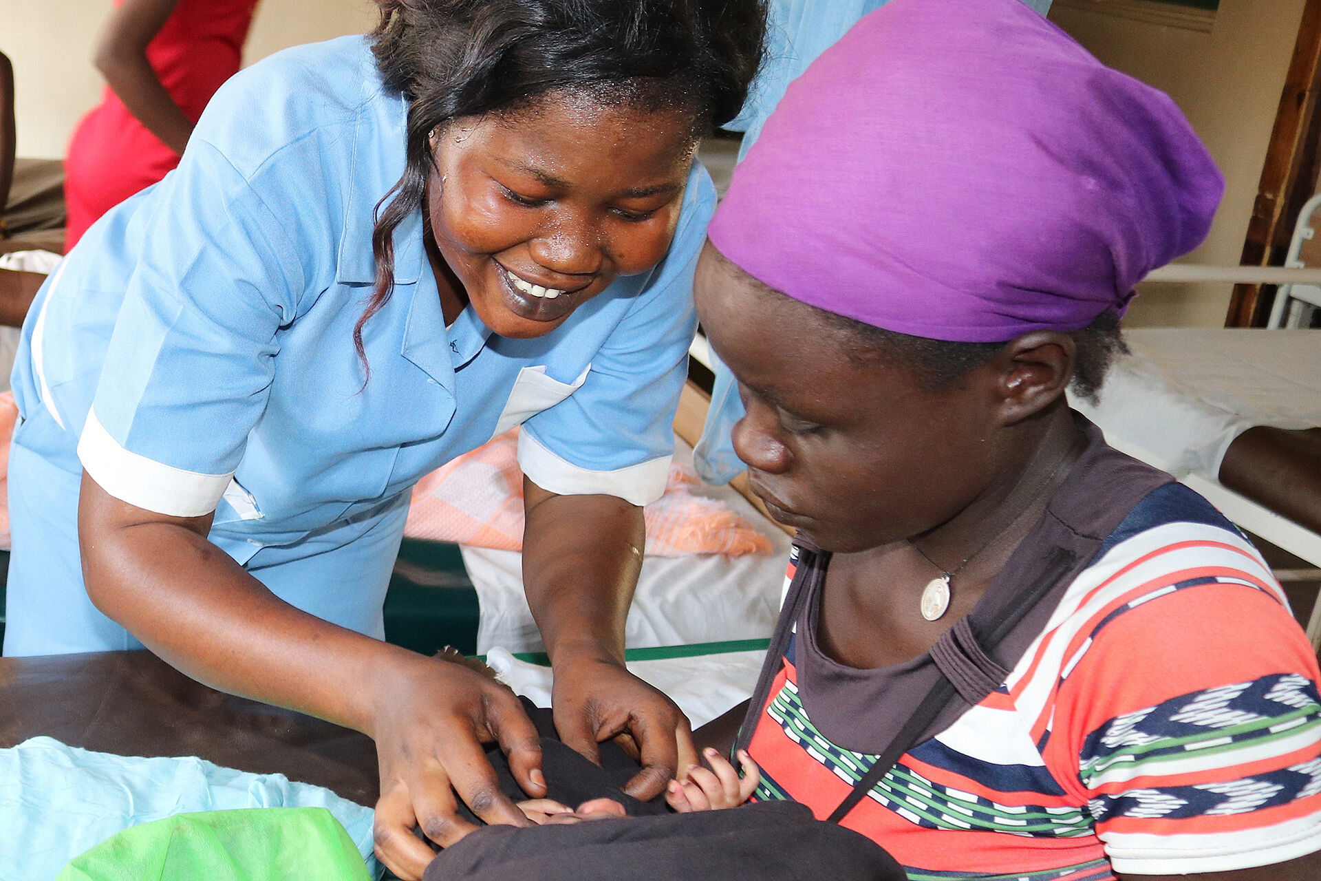 Zwei Frauen aus dem Südsudan.